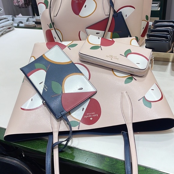 Kate Spade Honeycrisp Large Apple Tote & Honeycrisp Red Apple Continental Wallet - Picture 9 of 16